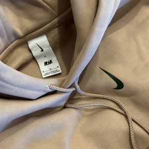 Billie Eilish x Nike Hoodie M